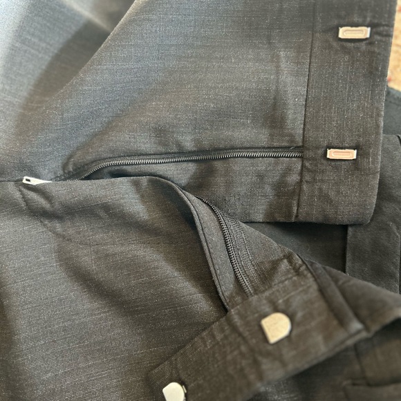 Boss 2 piece suit 42 short - Picture 8 of 8